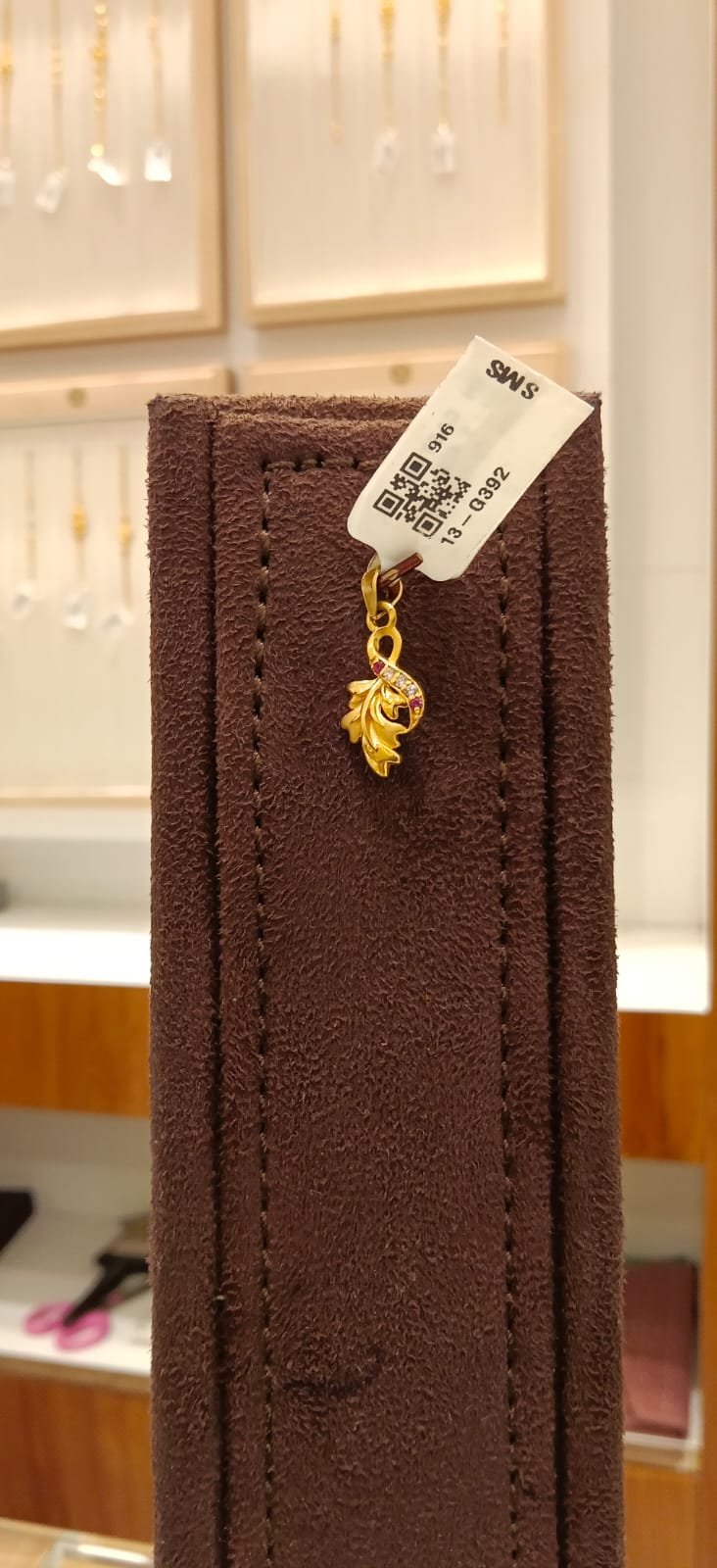 Single Hook Dollar